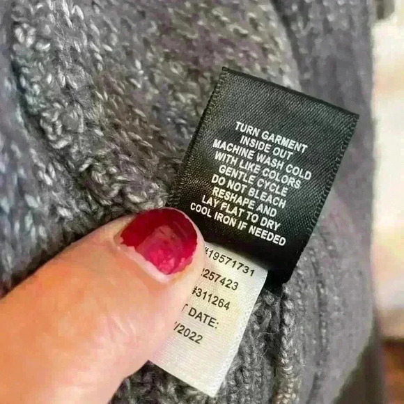 Torrid sweater - Picture 6 of 7